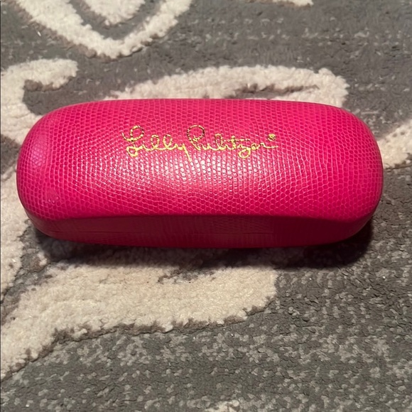 Lilly Pulitzer Fuchsia Glasses Case - Picture 1 of 4